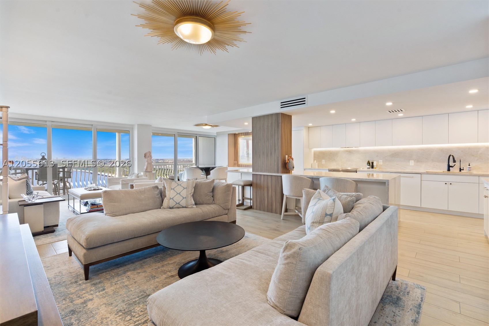 POINT OF AMERICAS - Residential