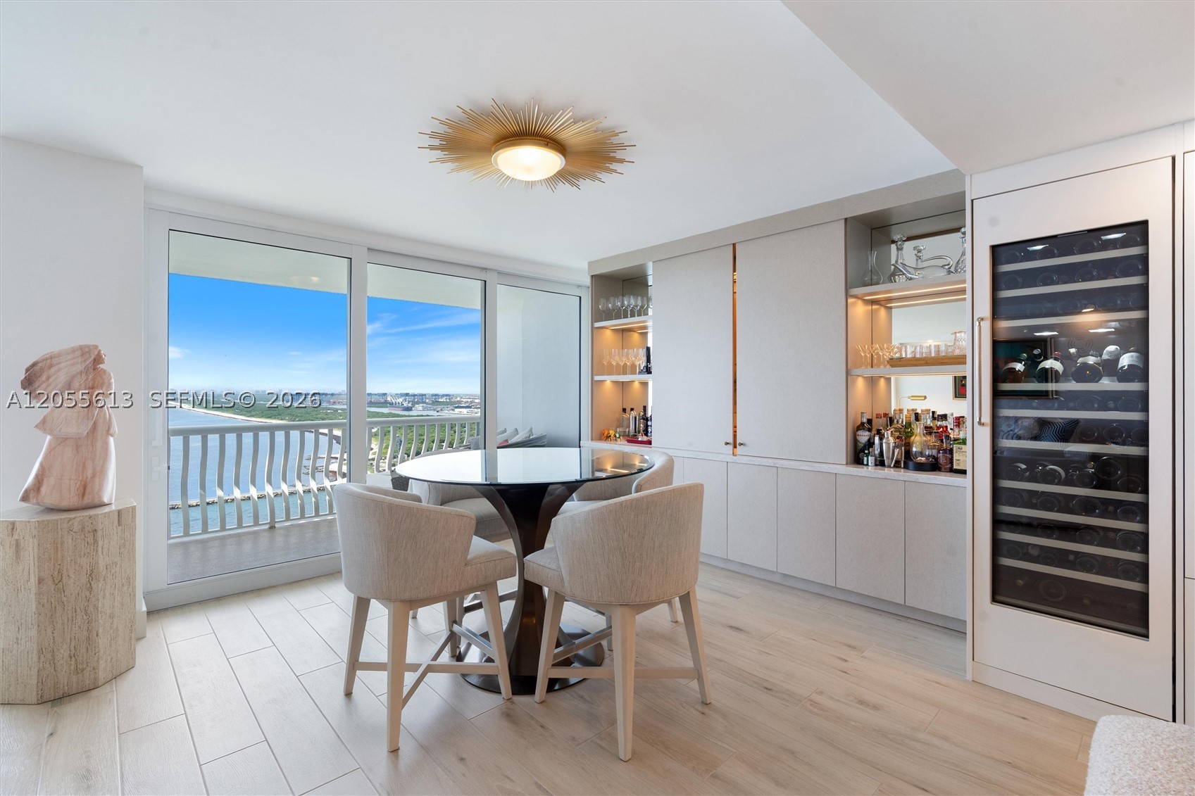POINT OF AMERICAS - Residential