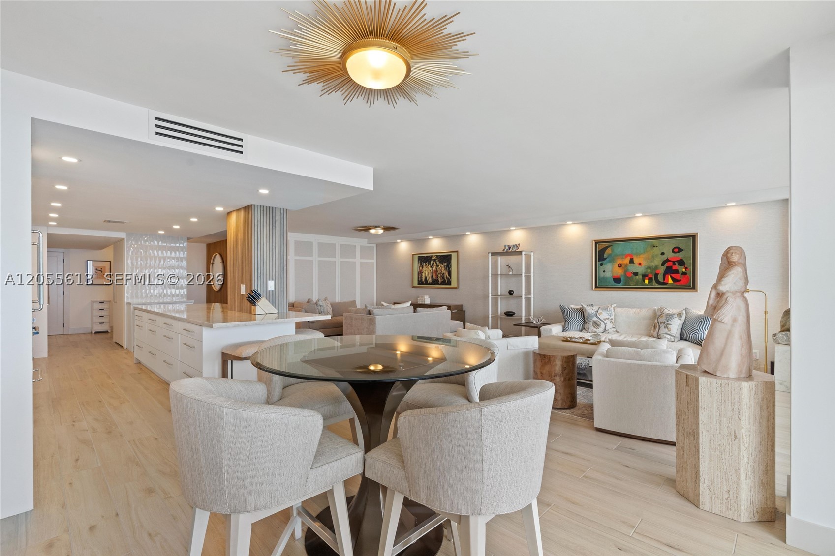 POINT OF AMERICAS - Residential
