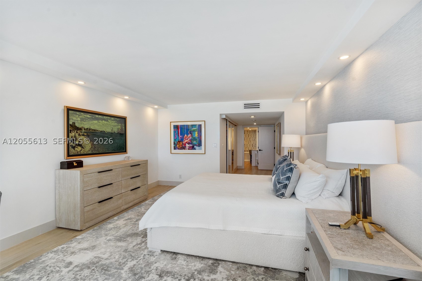 POINT OF AMERICAS - Residential
