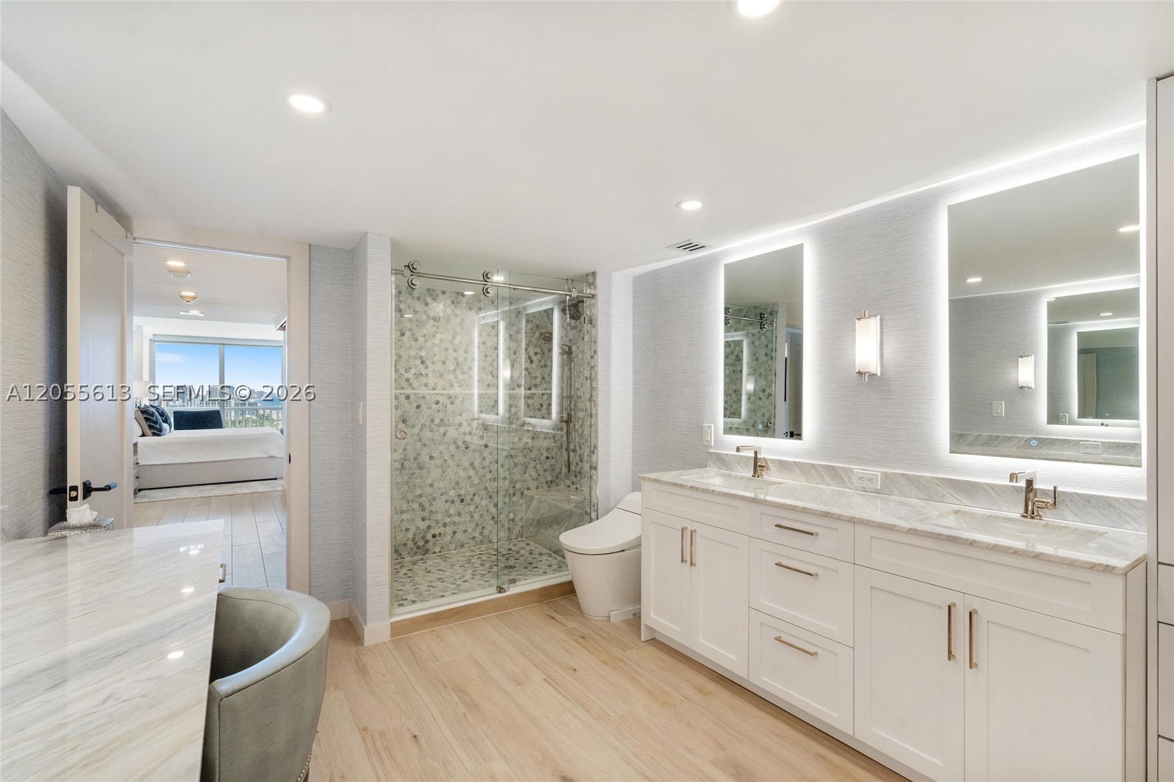 POINT OF AMERICAS - Residential