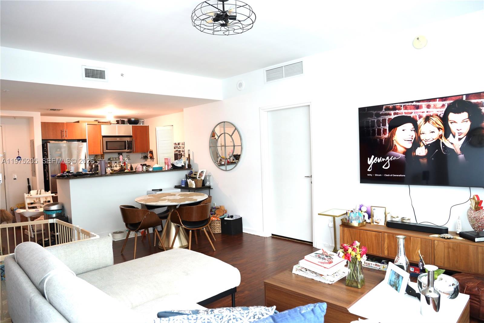 Welcome to a great unit in the heart of the city!! This spacious apartment combines style and functionality. As You enter, you're greeted by an open-concept living space with floor-to-ceiling windows that offer stunning views of the water. The bedrooms offer ample closet space and great bathrooms. Step out onto your private balcony to take in the vibrant Brickell Skyline perfect spot for your morning coffee or evening glass of wine. Best of all, you're in the heart of a walkable neighborhood steps away from world-class dining, chic cafes, and the buzzing energy of Miami's nightlife. Whole Foods and Silverspot Cinema a block away, The beautiful Brickell City Centre is just around the corner, along with the scenic waterfront of Biscayne Bay. This is urban living at its finest! EASY TO SHOW
