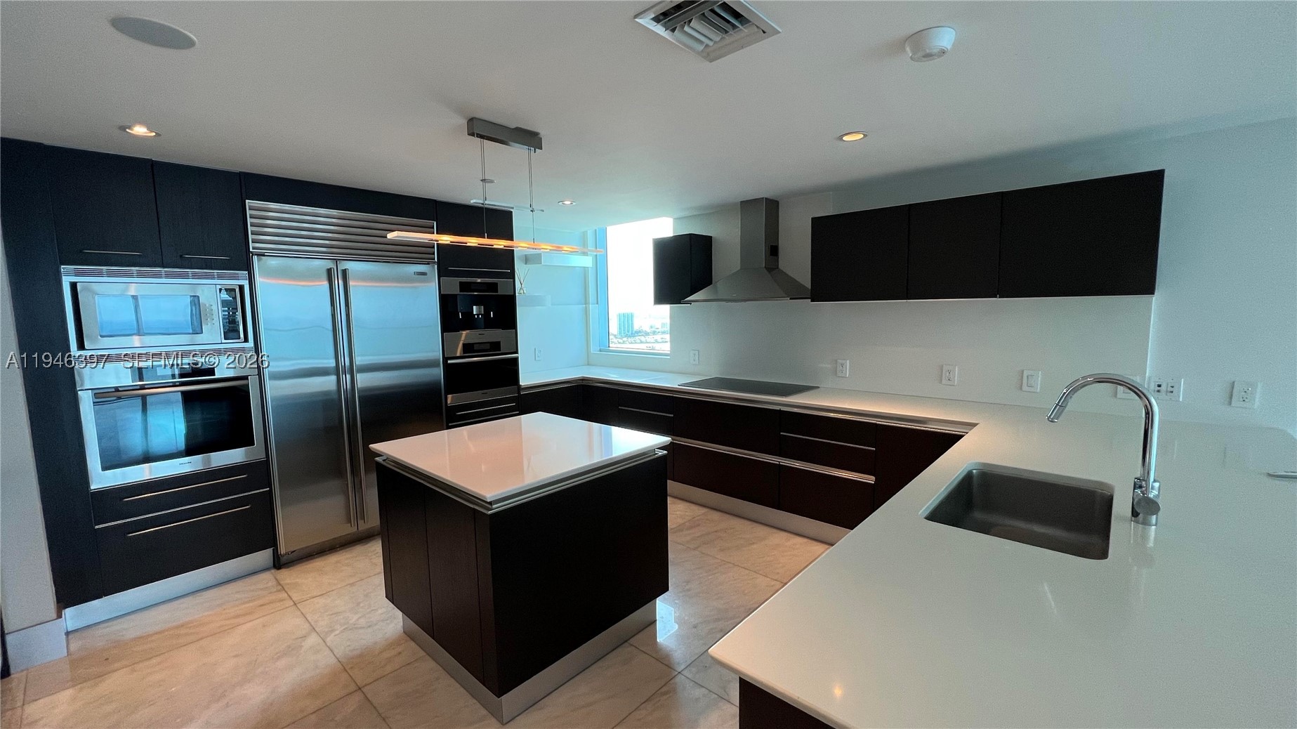 JADE BEACH CONDO - Residential