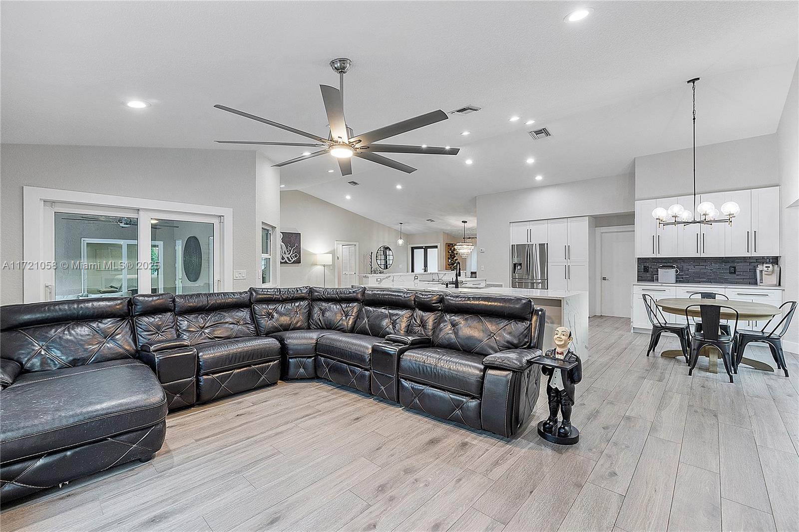 JACARANDA LAKES SECTION E - Residential