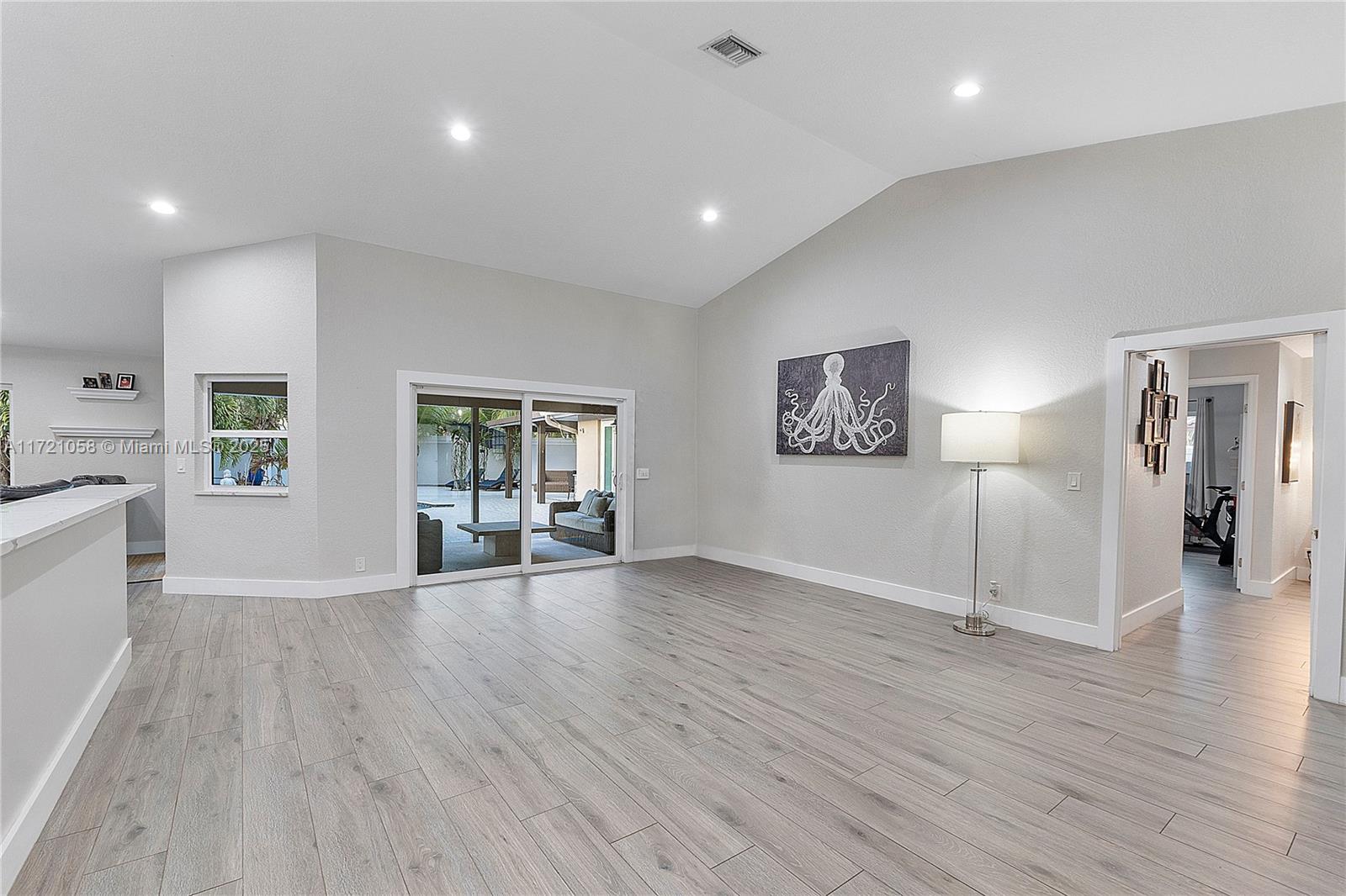 JACARANDA LAKES SECTION E - Residential