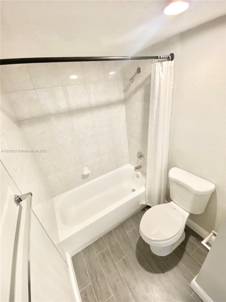 THE TERRACES CONDO PH II - Residential Lease