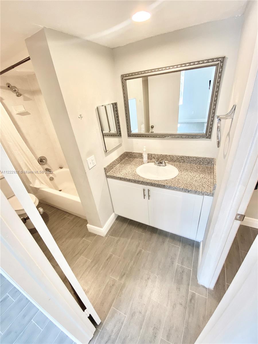 THE TERRACES CONDO PH II - Residential Lease