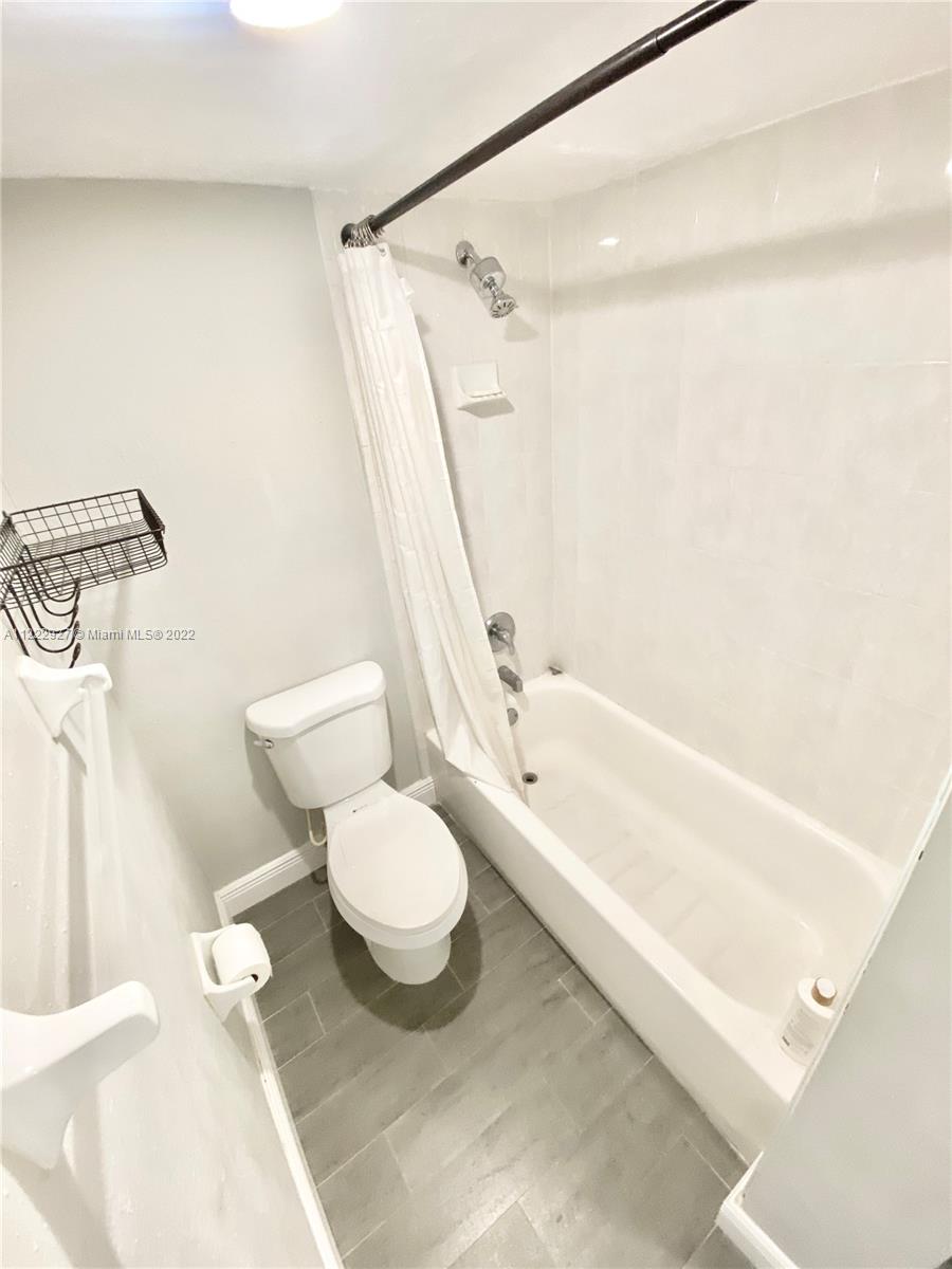 THE TERRACES CONDO PH II - Residential Lease