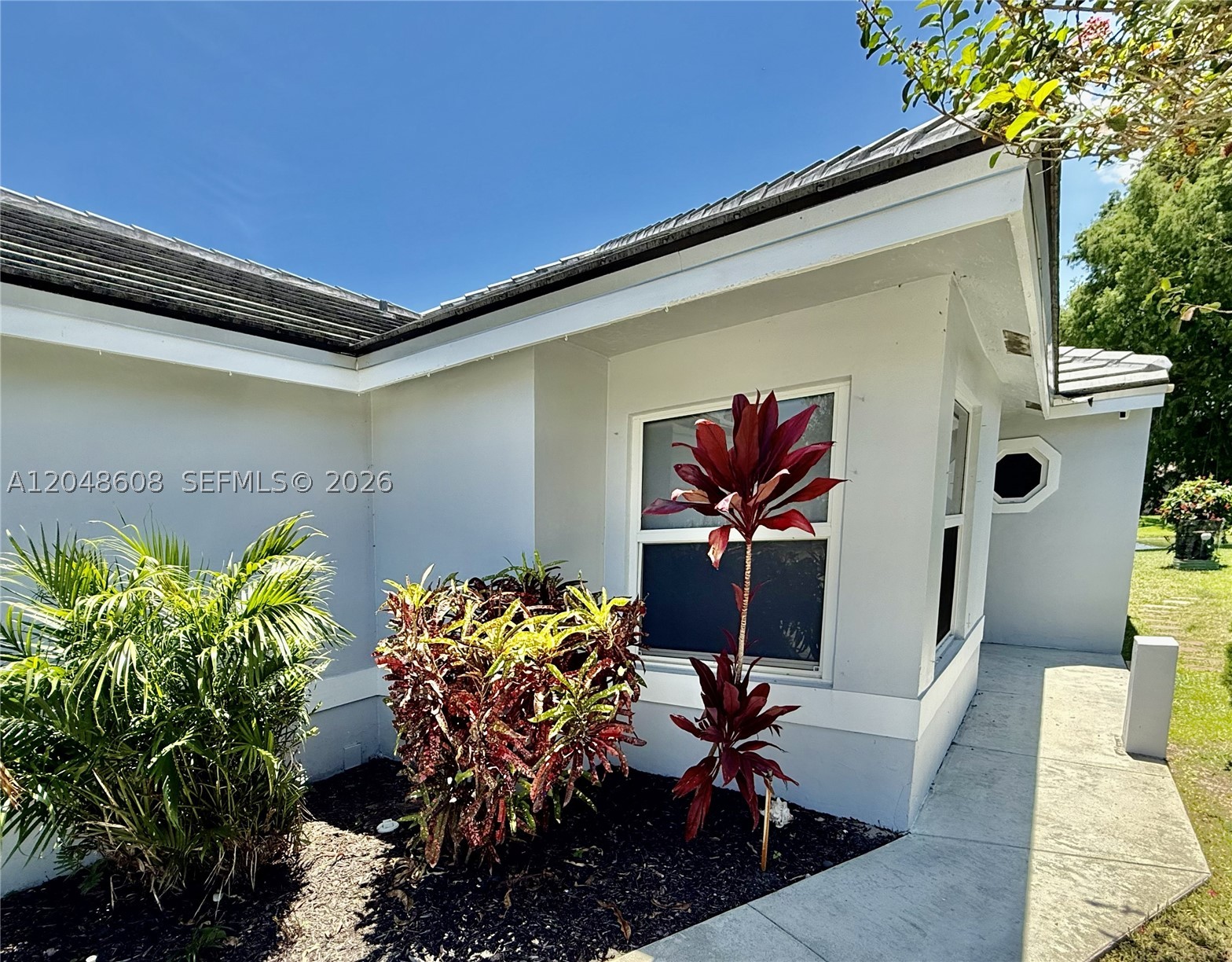 FOREST RIDGE CLUSTER HOME - Residential