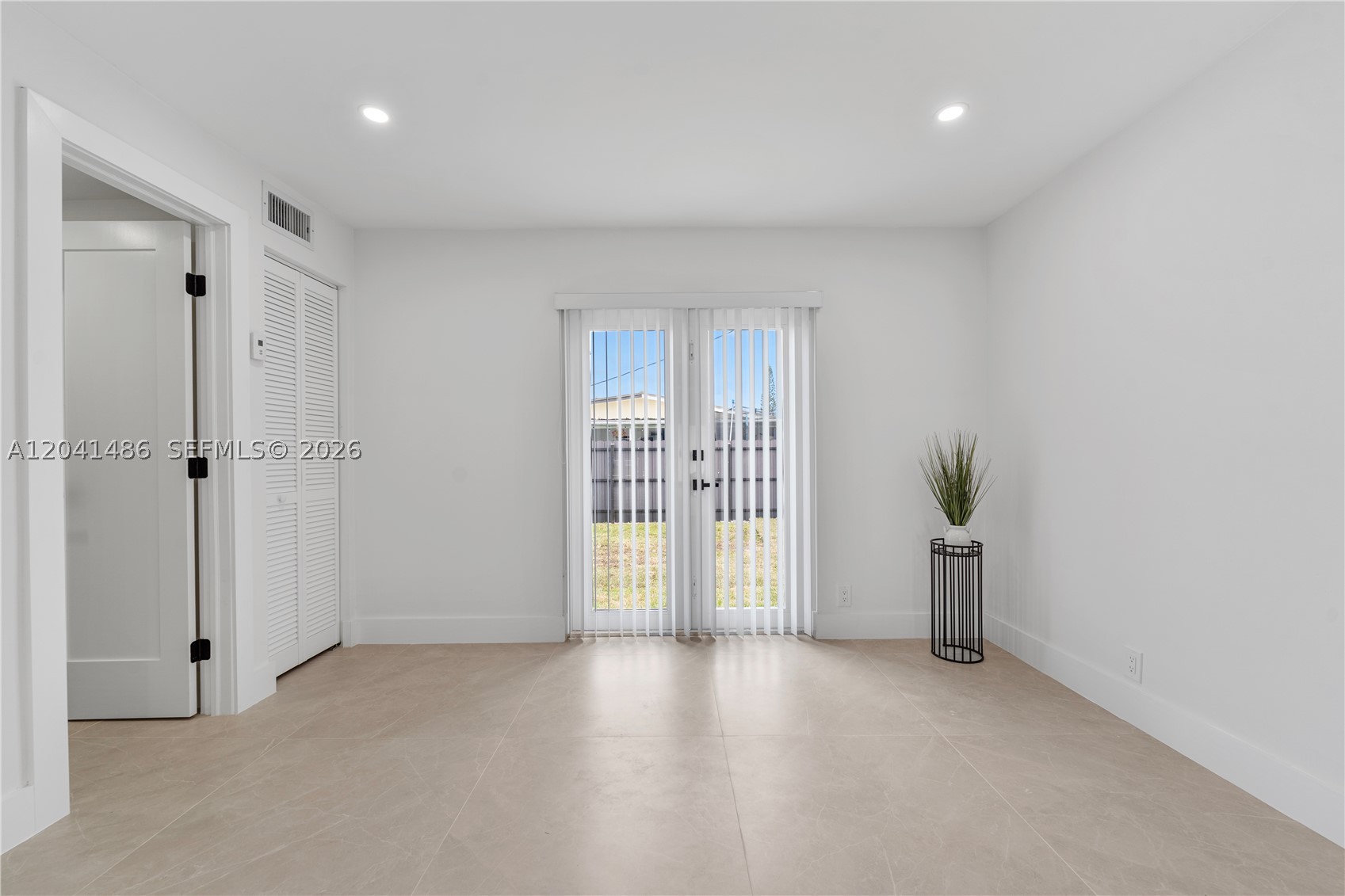 SO MIAMI HEIGHTS ADDN E - Residential