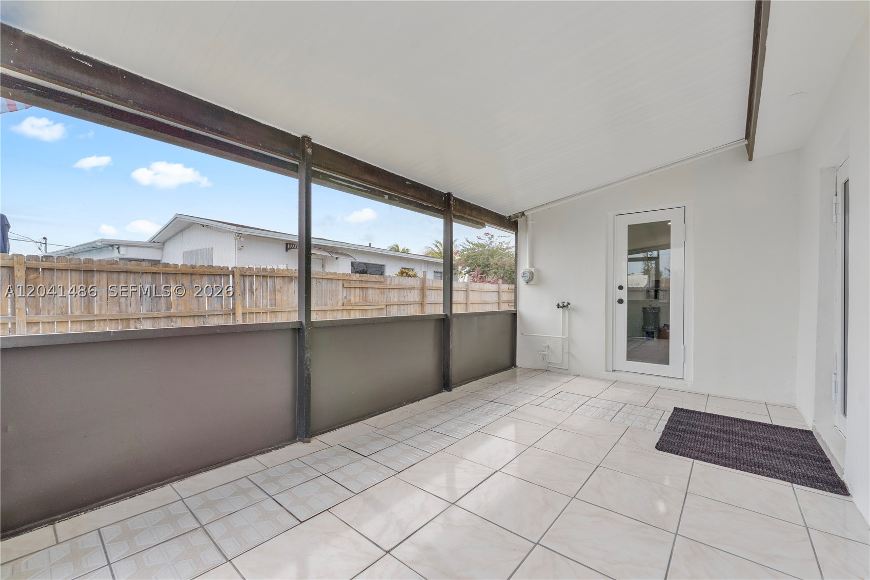 SO MIAMI HEIGHTS ADDN E - Residential