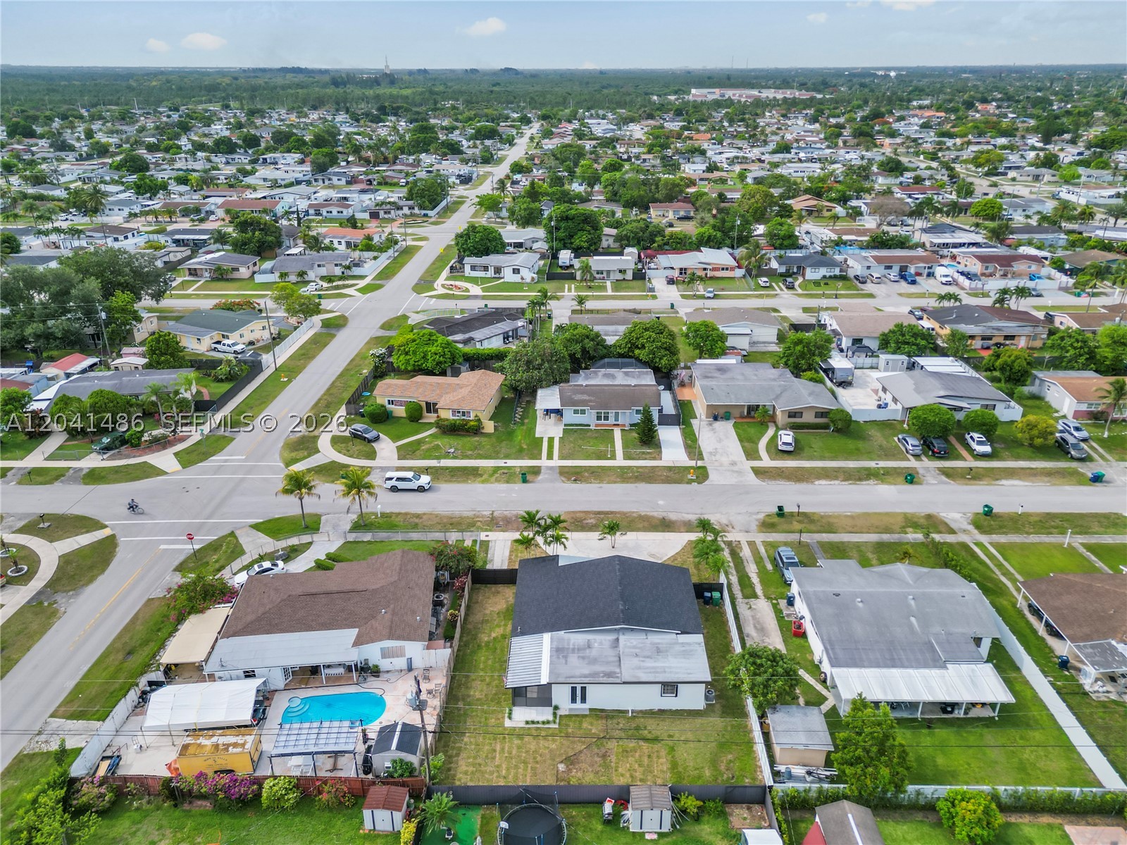 SO MIAMI HEIGHTS ADDN E - Residential
