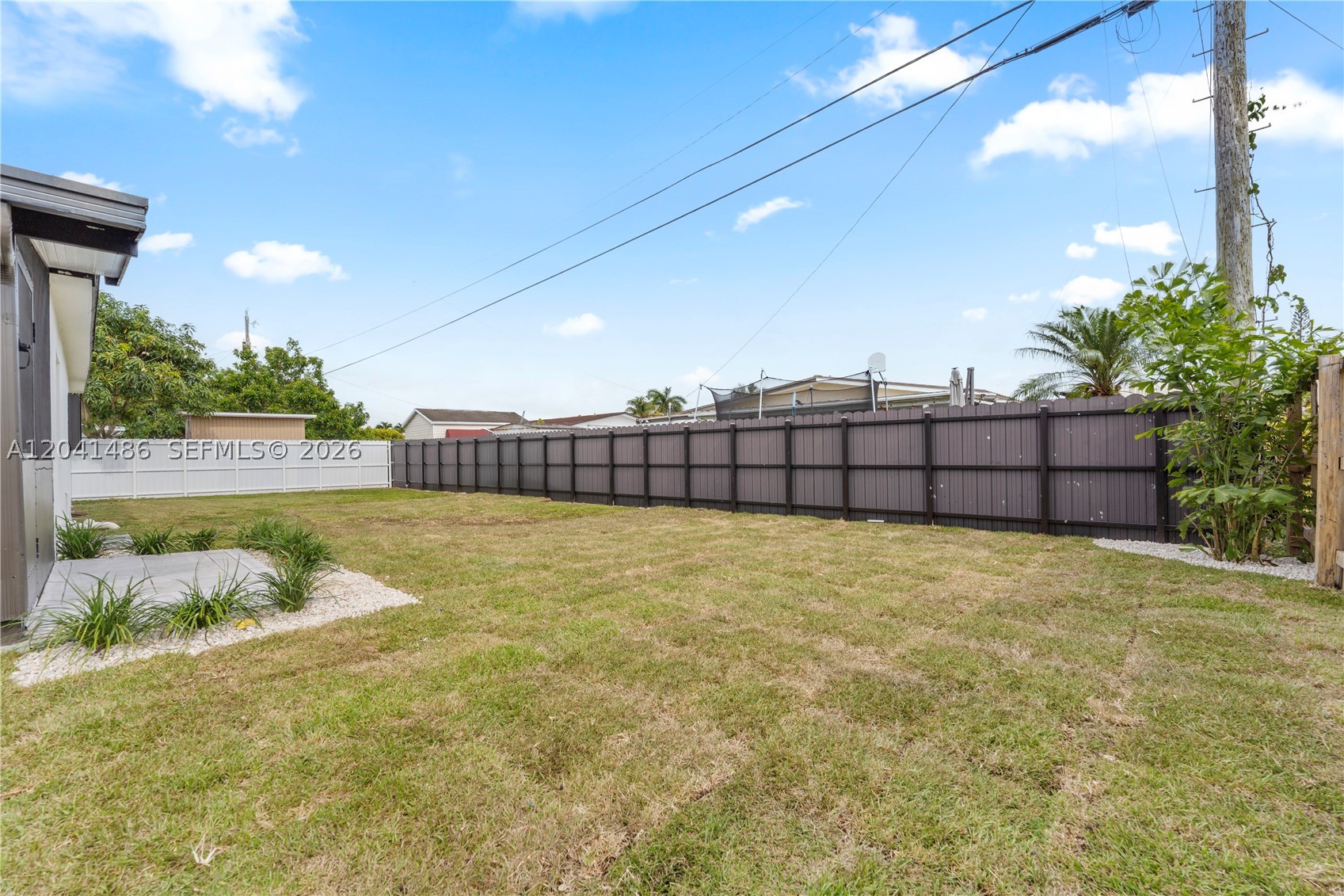 SO MIAMI HEIGHTS ADDN E - Residential