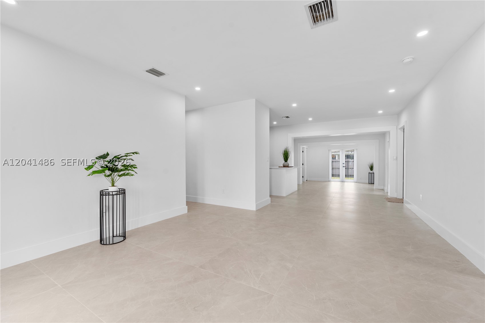 SO MIAMI HEIGHTS ADDN E - Residential