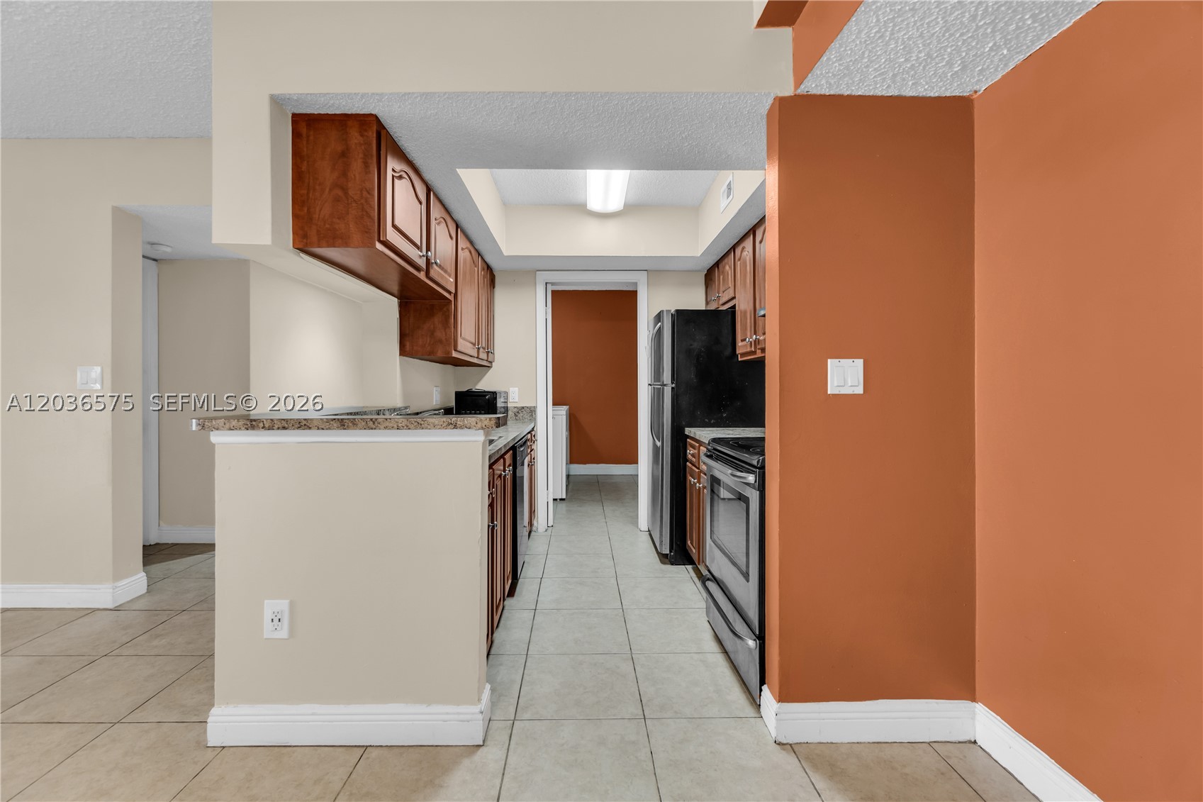 SUN VISTA GARDENS CONDO - Residential Lease