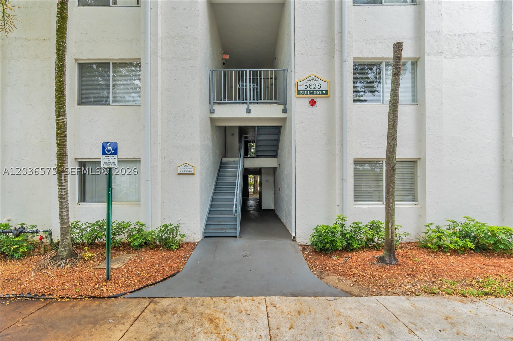 SUN VISTA GARDENS CONDO - Residential Lease