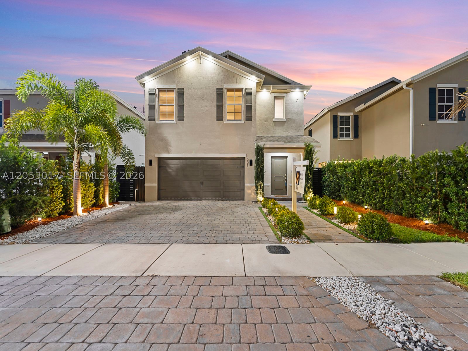 ROYAL HOMES WEST - Residential