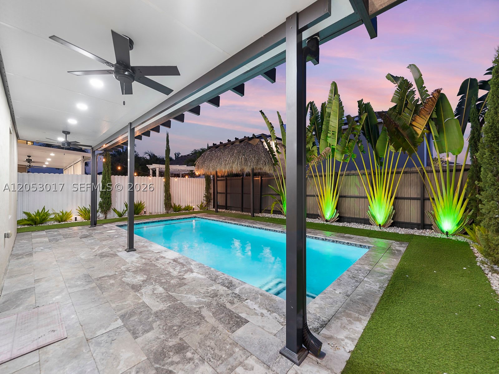 ROYAL HOMES WEST - Residential