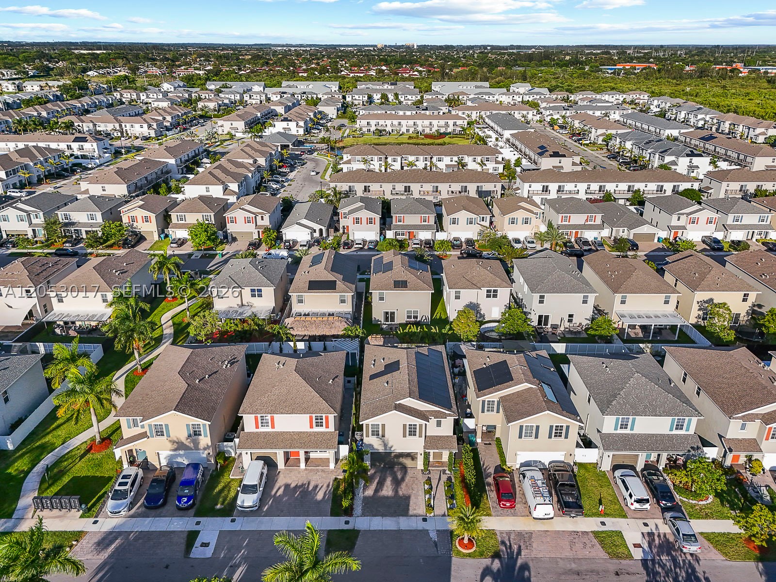 ROYAL HOMES WEST - Residential