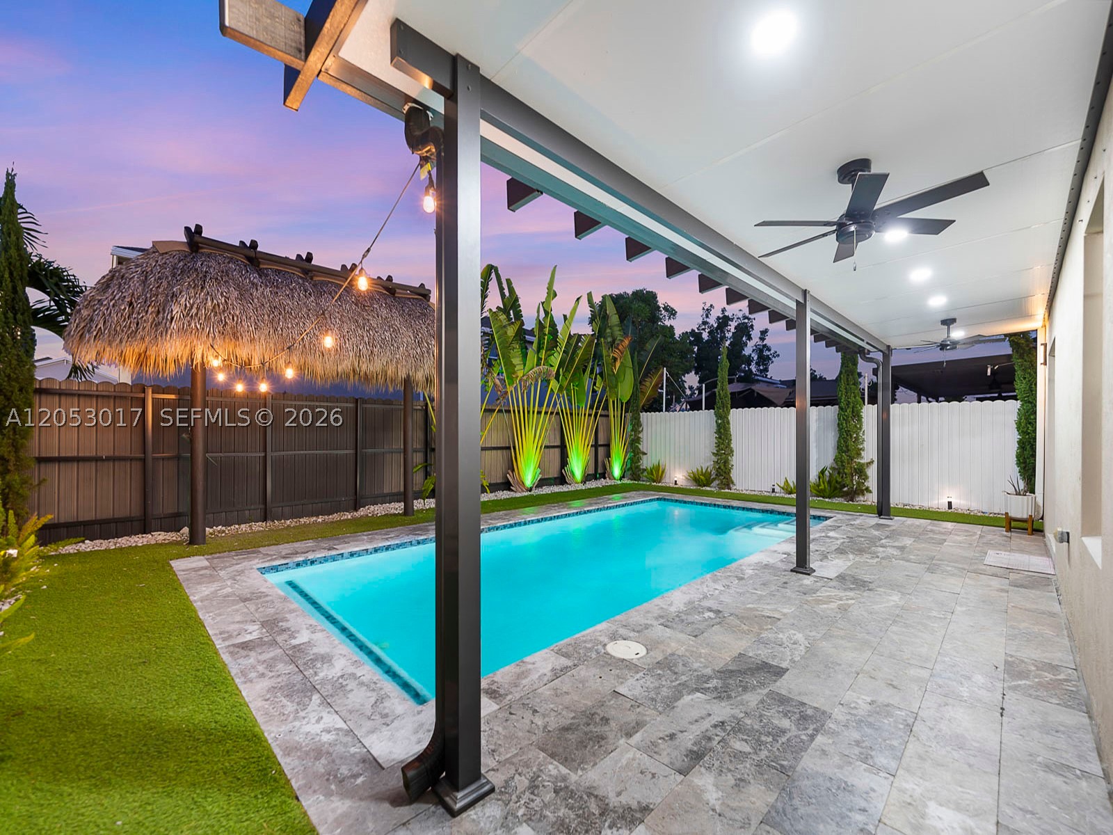 ROYAL HOMES WEST - Residential
