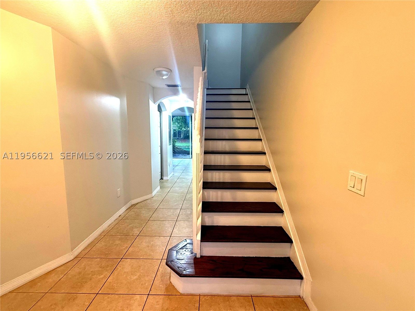 VILLAS AT HARBOR ISLES CO - Residential