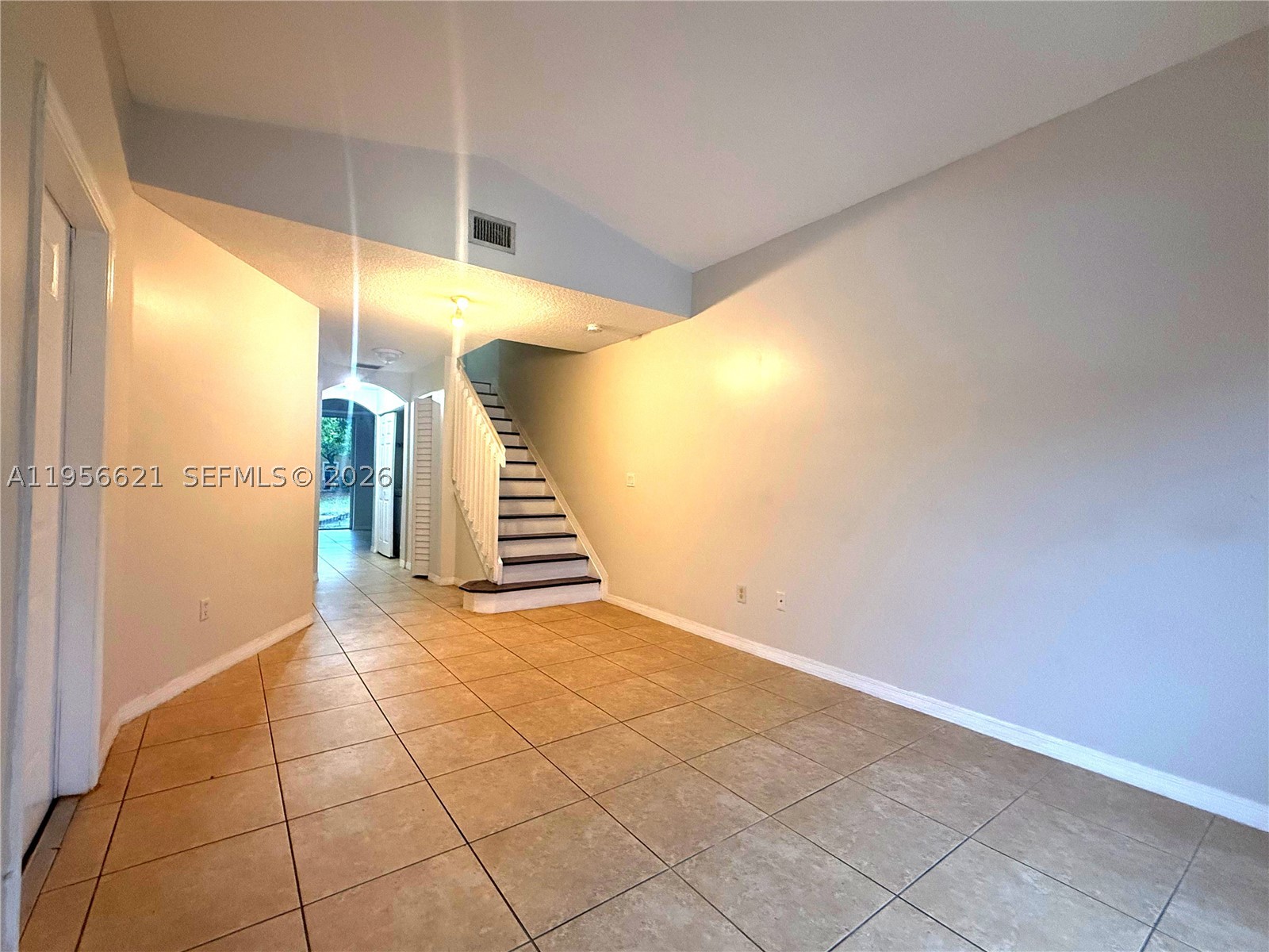 VILLAS AT HARBOR ISLES CO - Residential