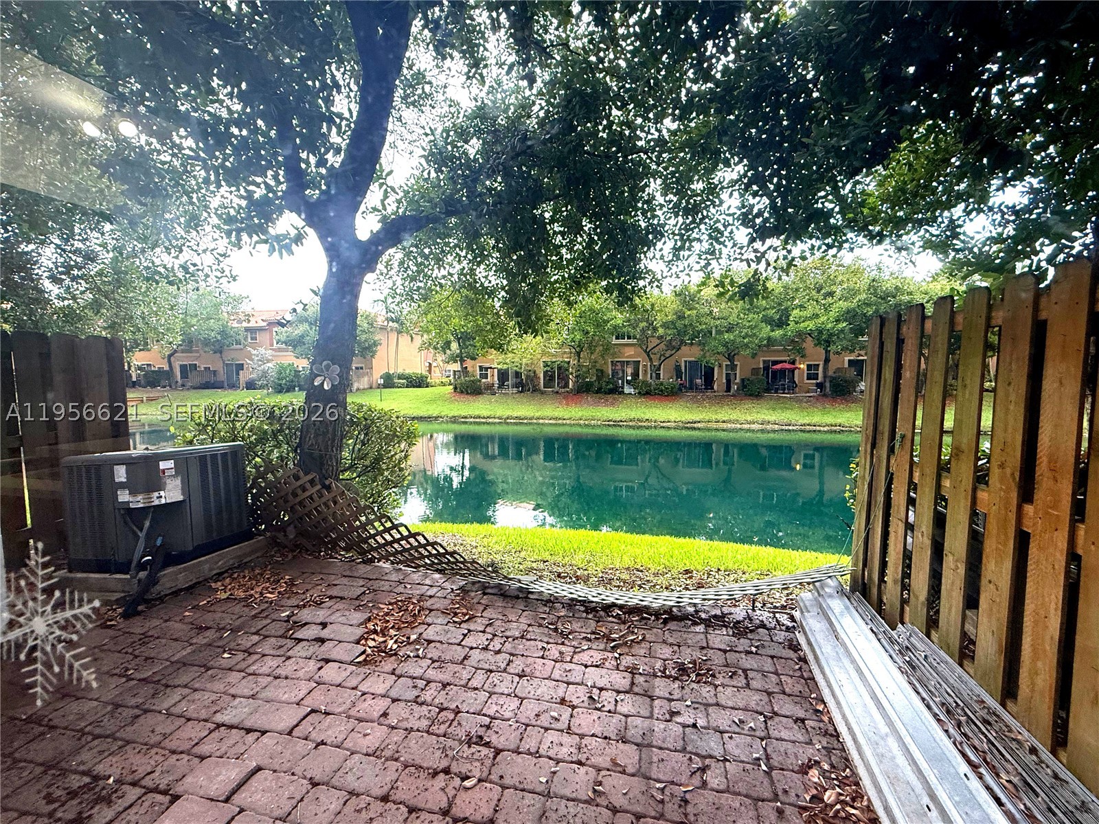 VILLAS AT HARBOR ISLES CO - Residential