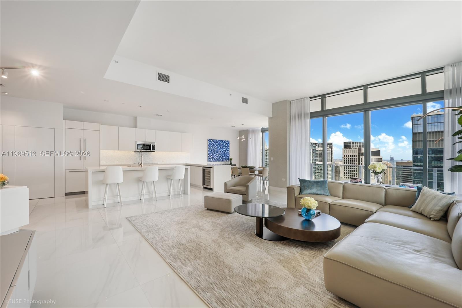 RISE CONDO - Residential