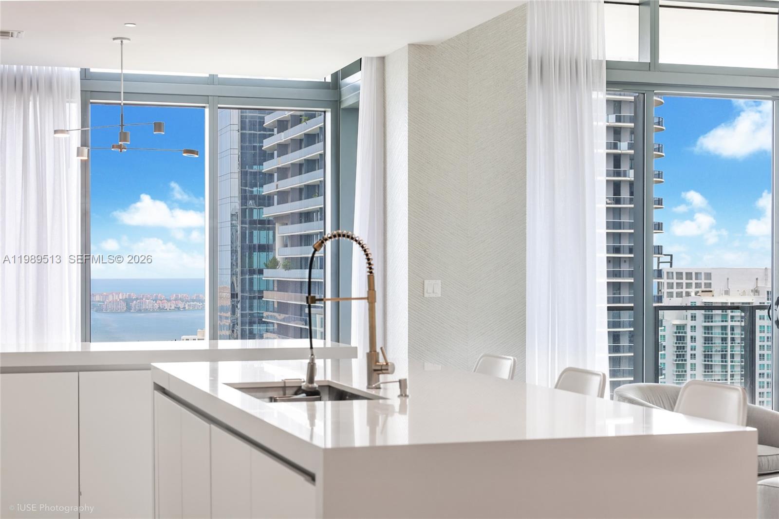 RISE CONDO - Residential