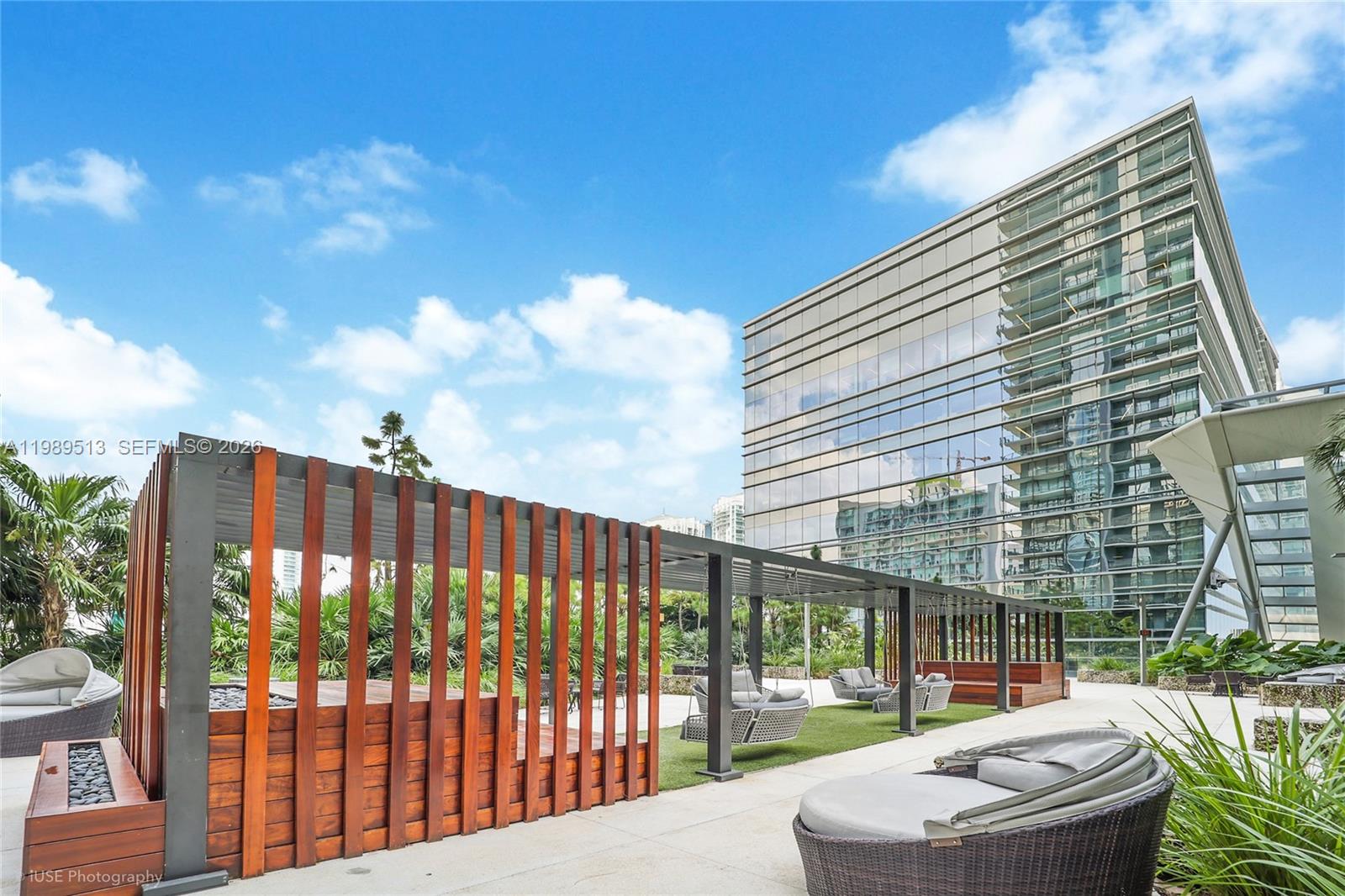 RISE CONDO - Residential
