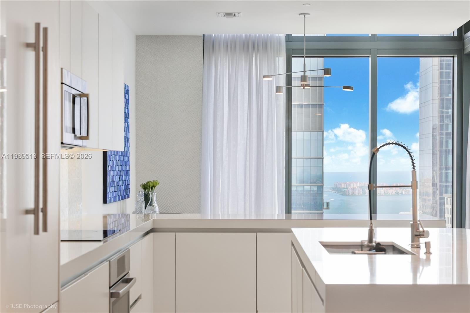 RISE CONDO - Residential