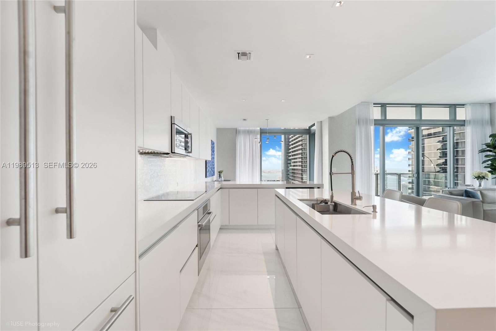 RISE CONDO - Residential