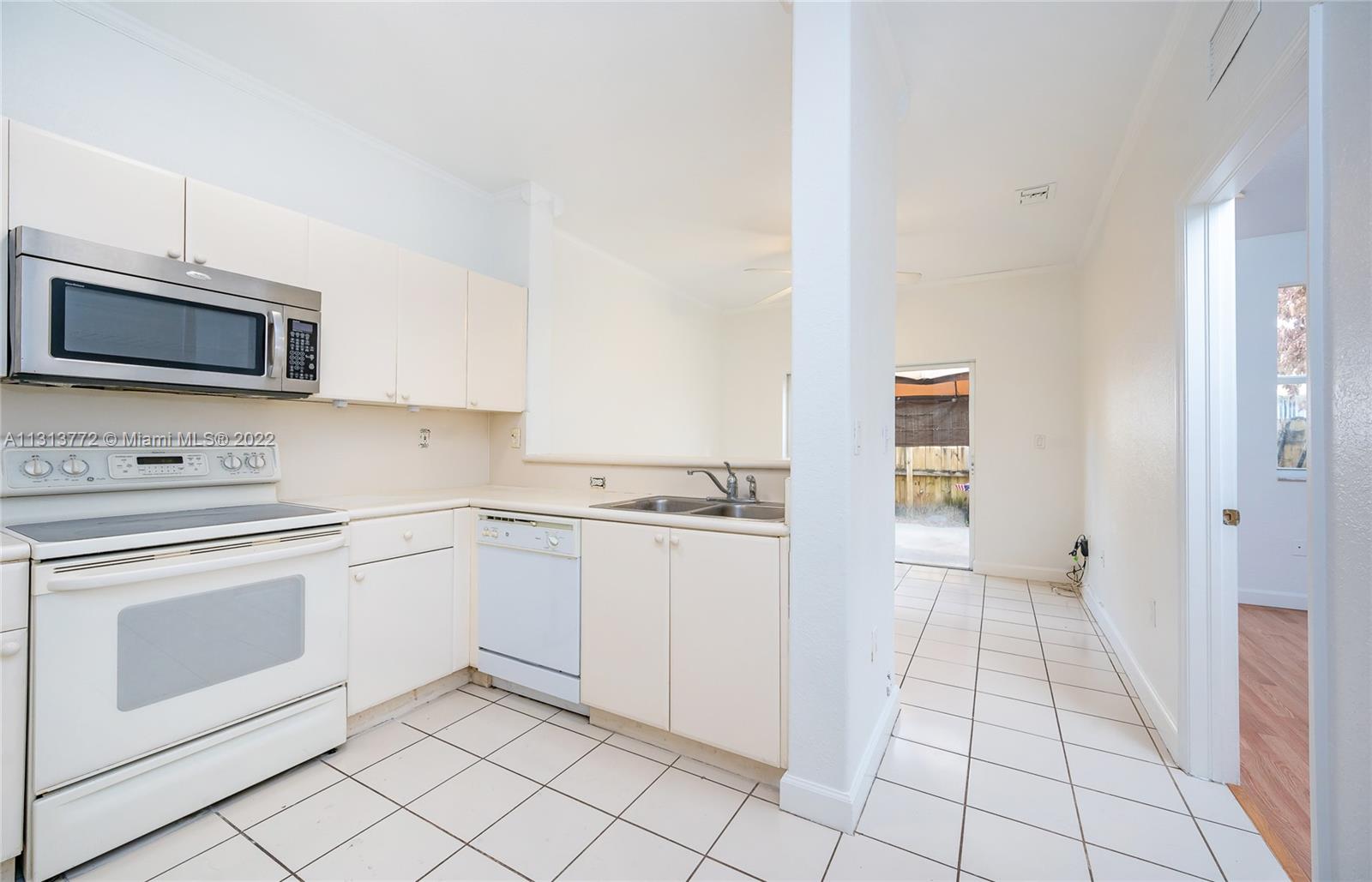 SHOMA CONDO AT KEYS COVE - Residential Lease