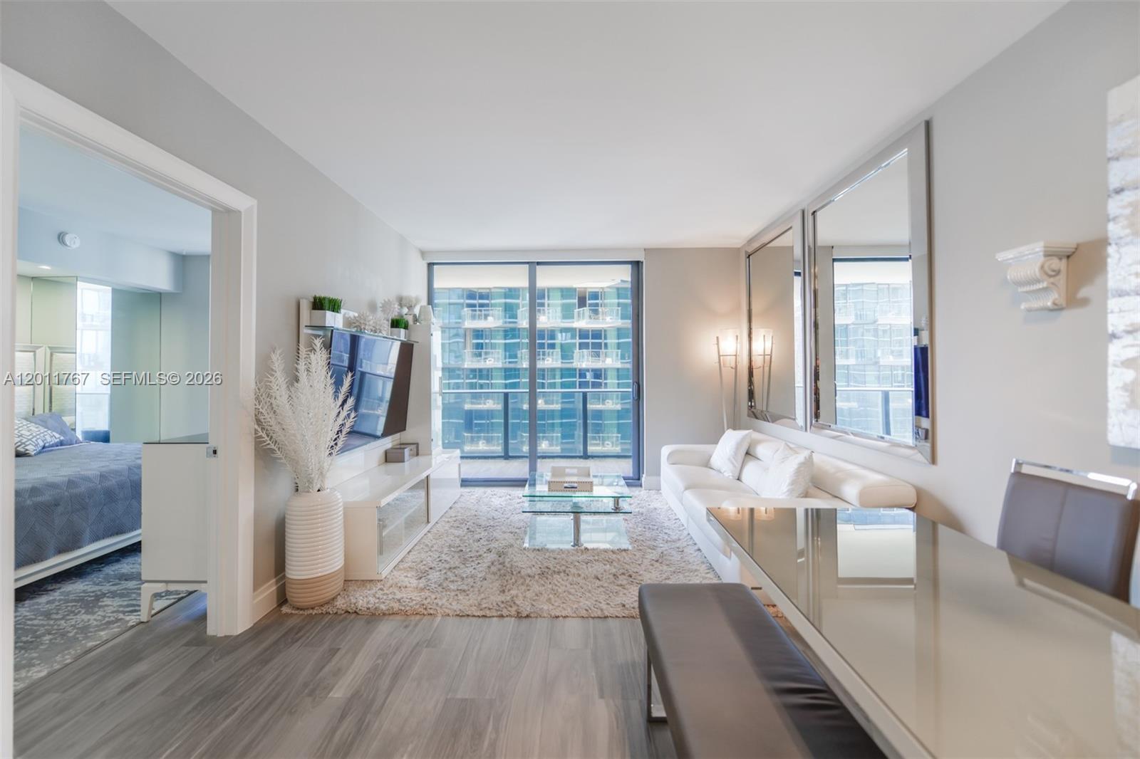 801 SMA RESIDENCES CONDO - Residential