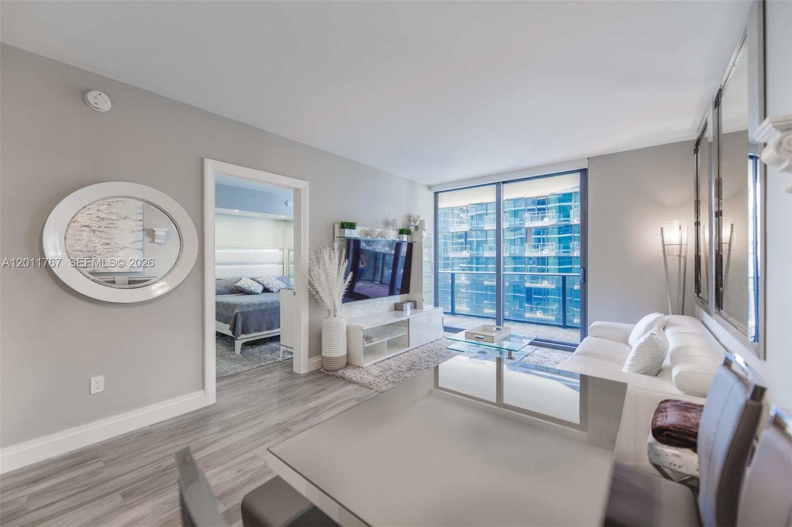 801 SMA RESIDENCES CONDO - Residential