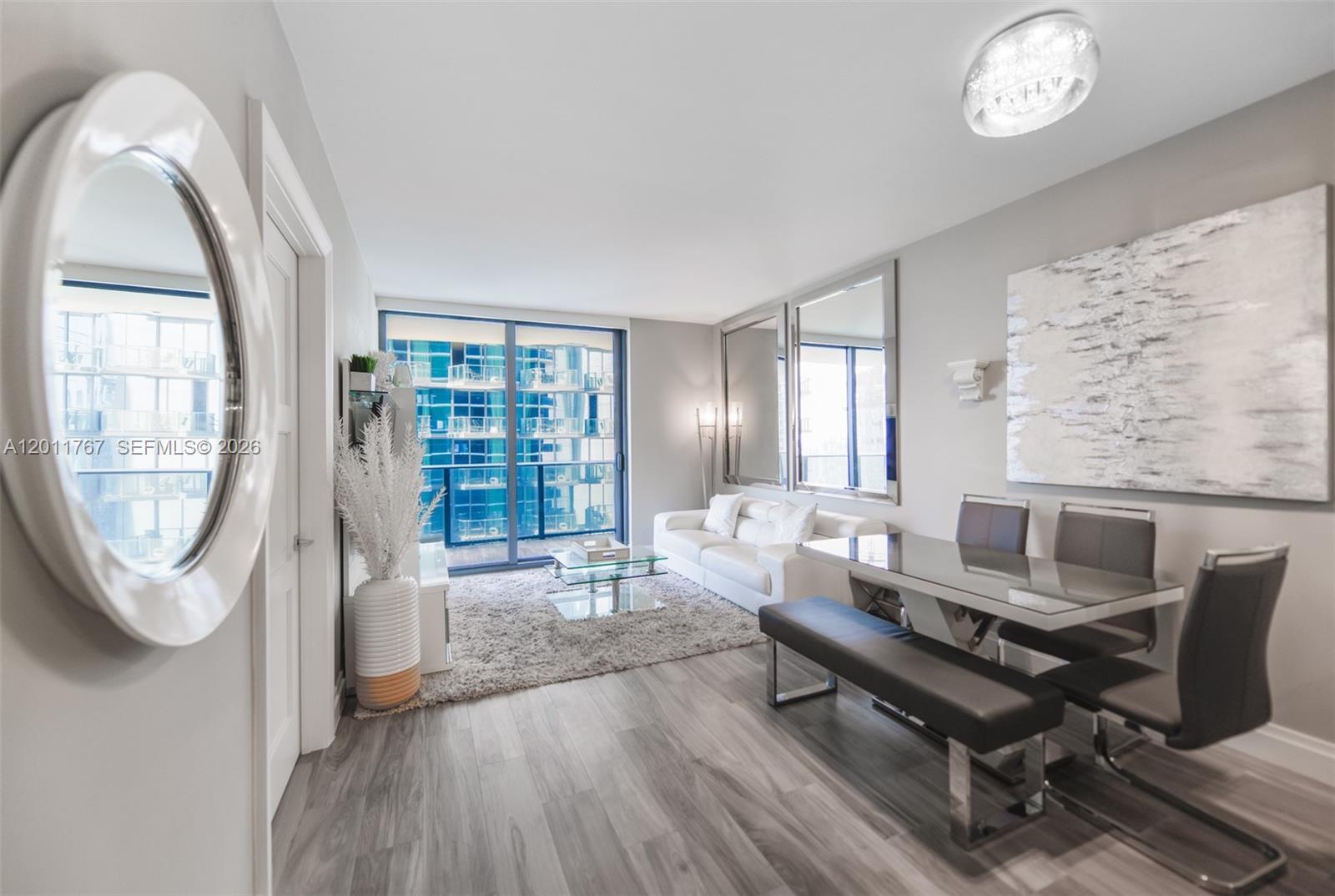801 SMA RESIDENCES CONDO - Residential