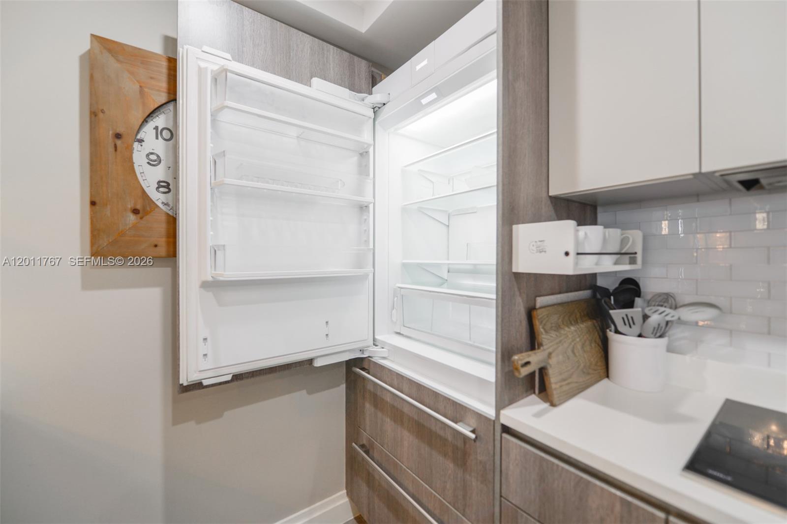 801 SMA RESIDENCES CONDO - Residential