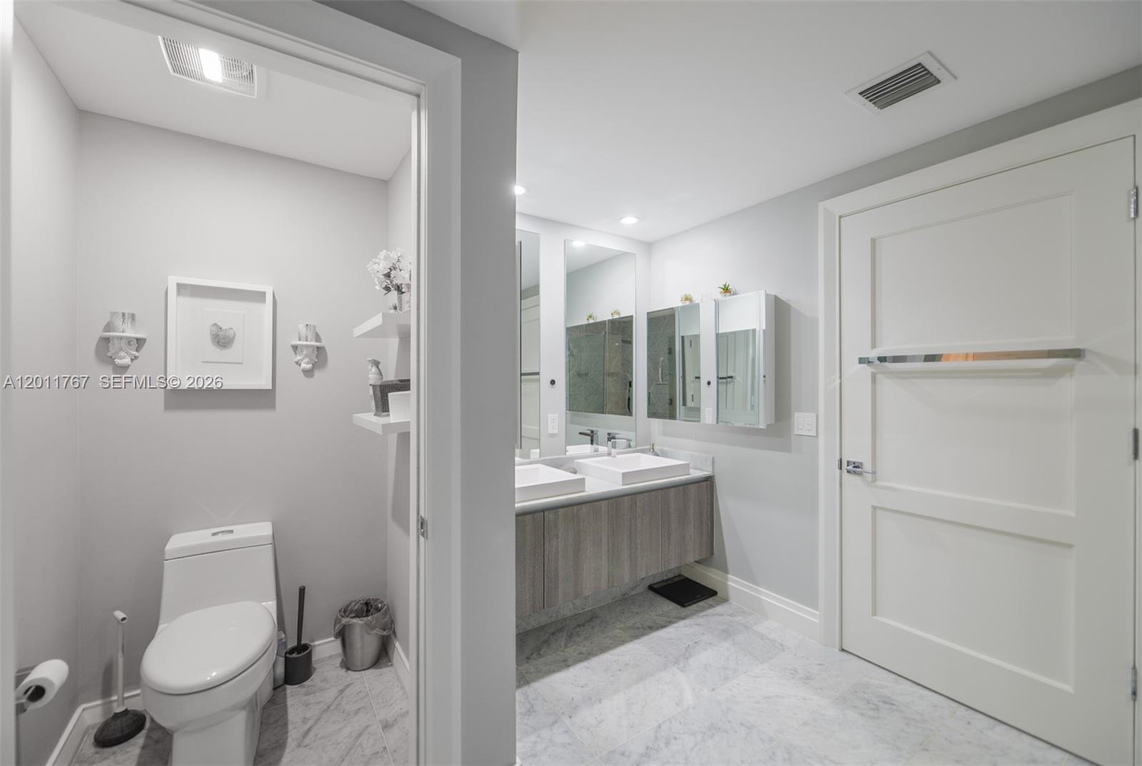 801 SMA RESIDENCES CONDO - Residential