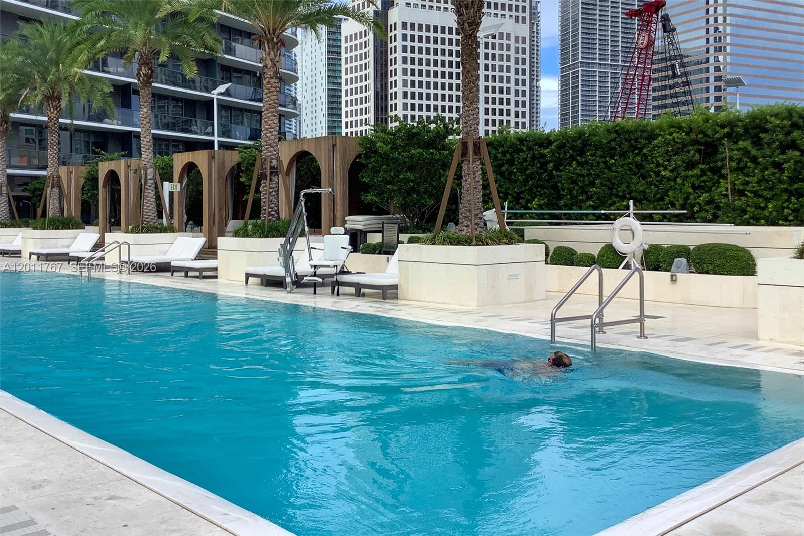 801 SMA RESIDENCES CONDO - Residential