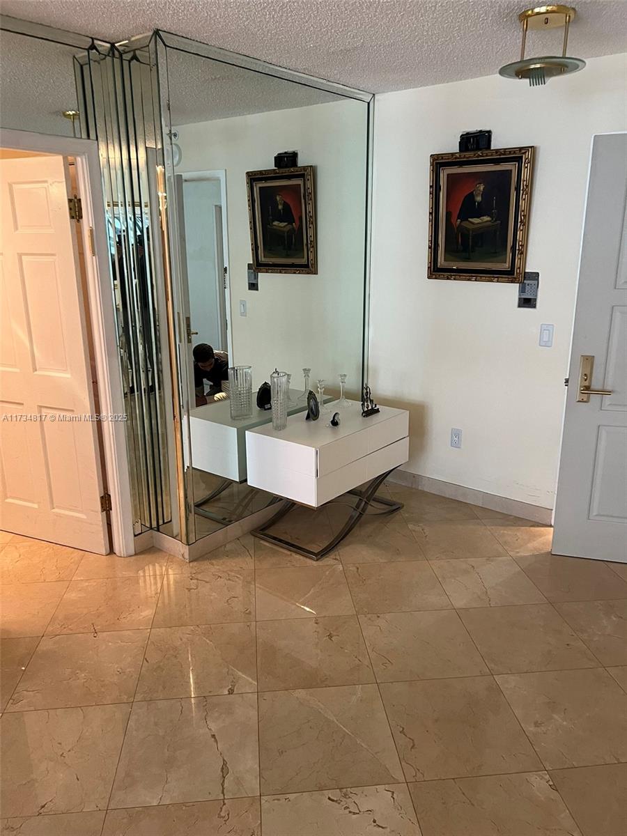 BALMORAL CONDO - Residential