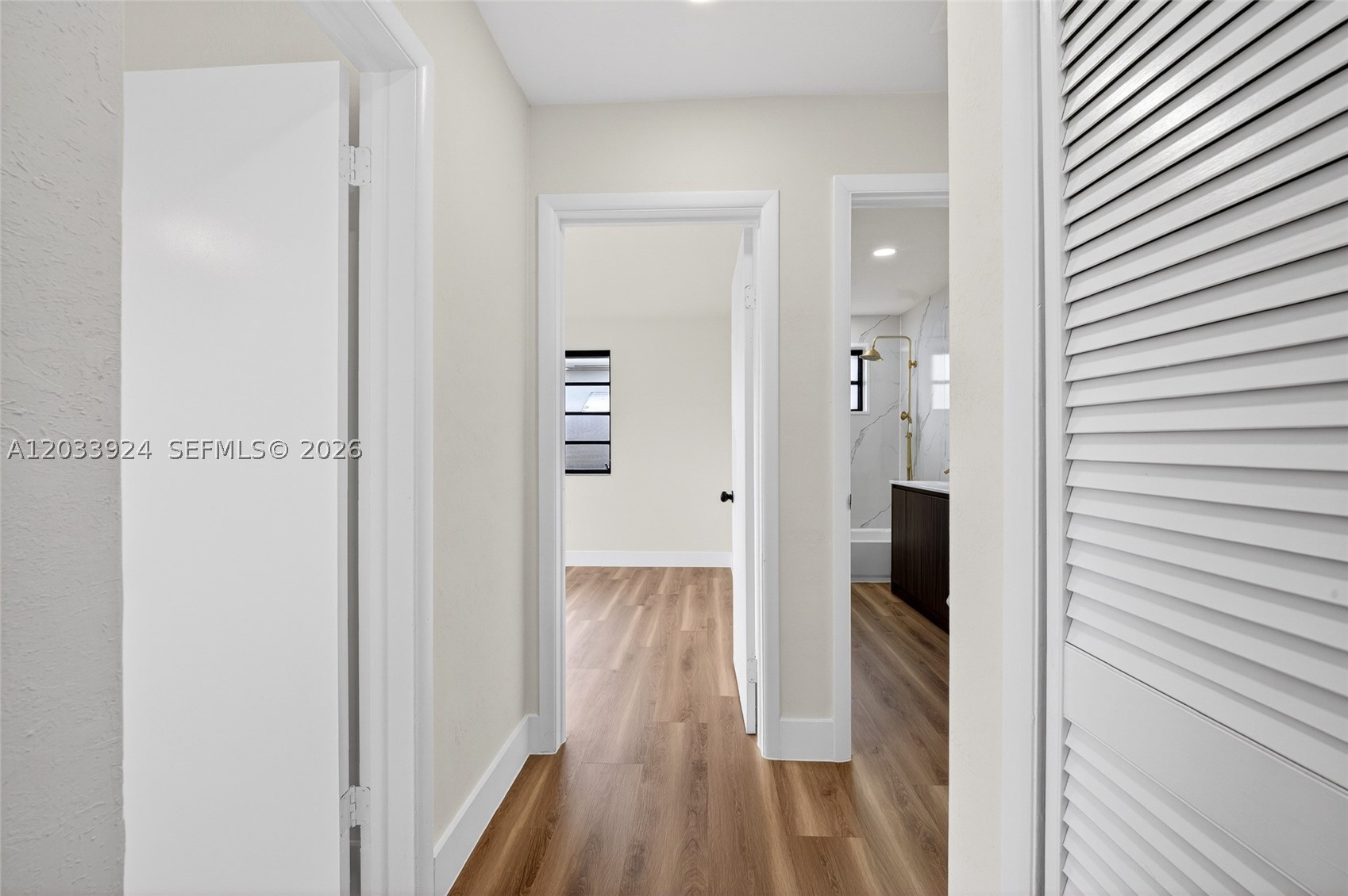 ARCOLA GARDENS - Residential