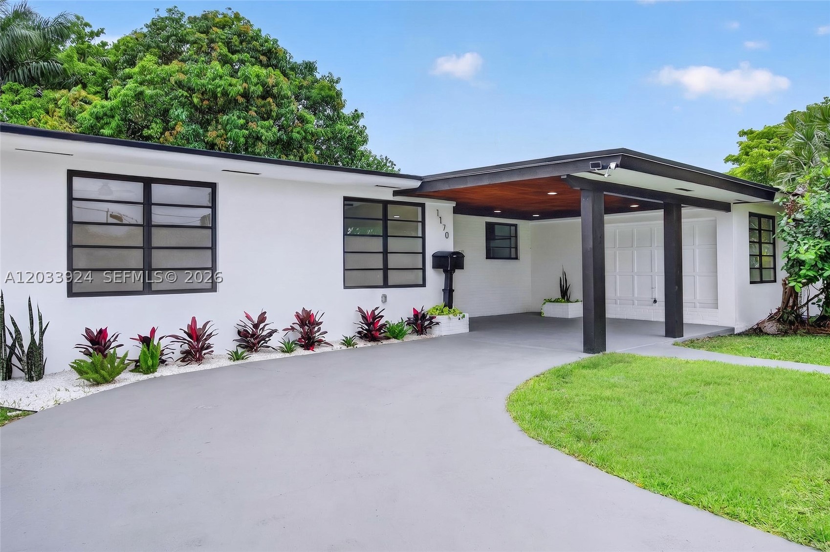 ARCOLA GARDENS - Residential