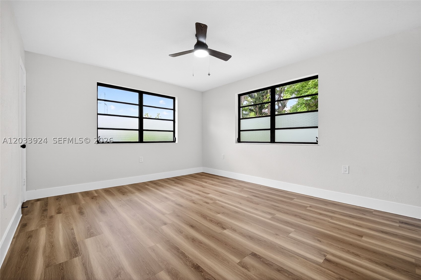 ARCOLA GARDENS - Residential