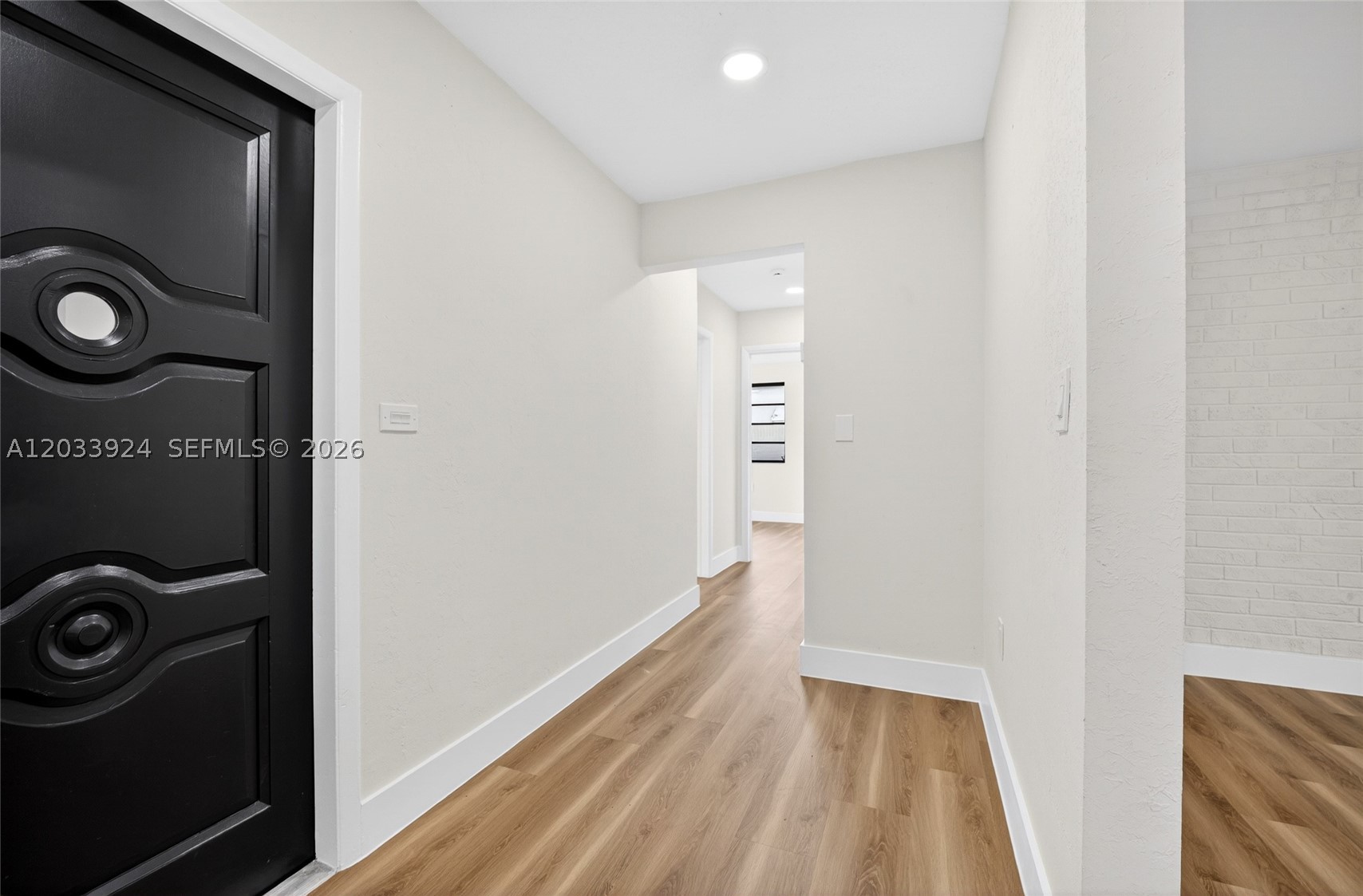 ARCOLA GARDENS - Residential