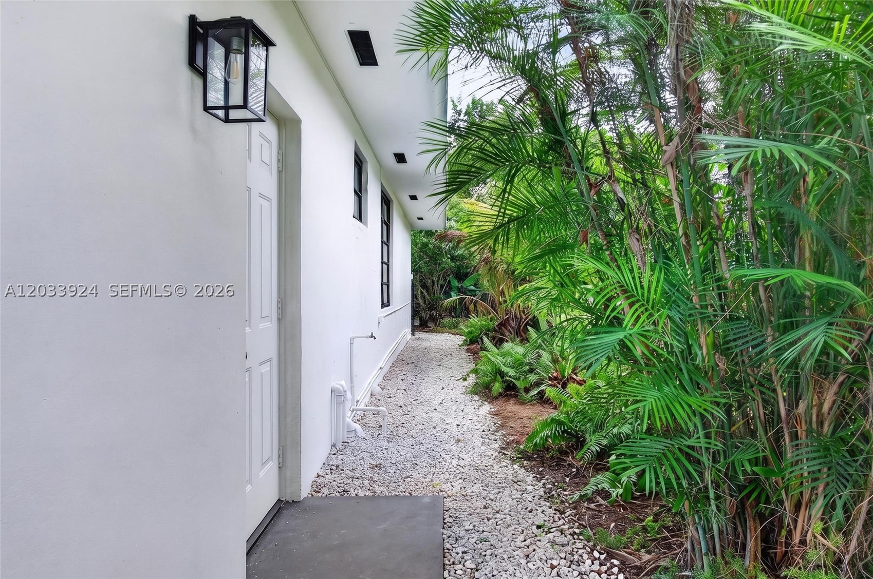 ARCOLA GARDENS - Residential