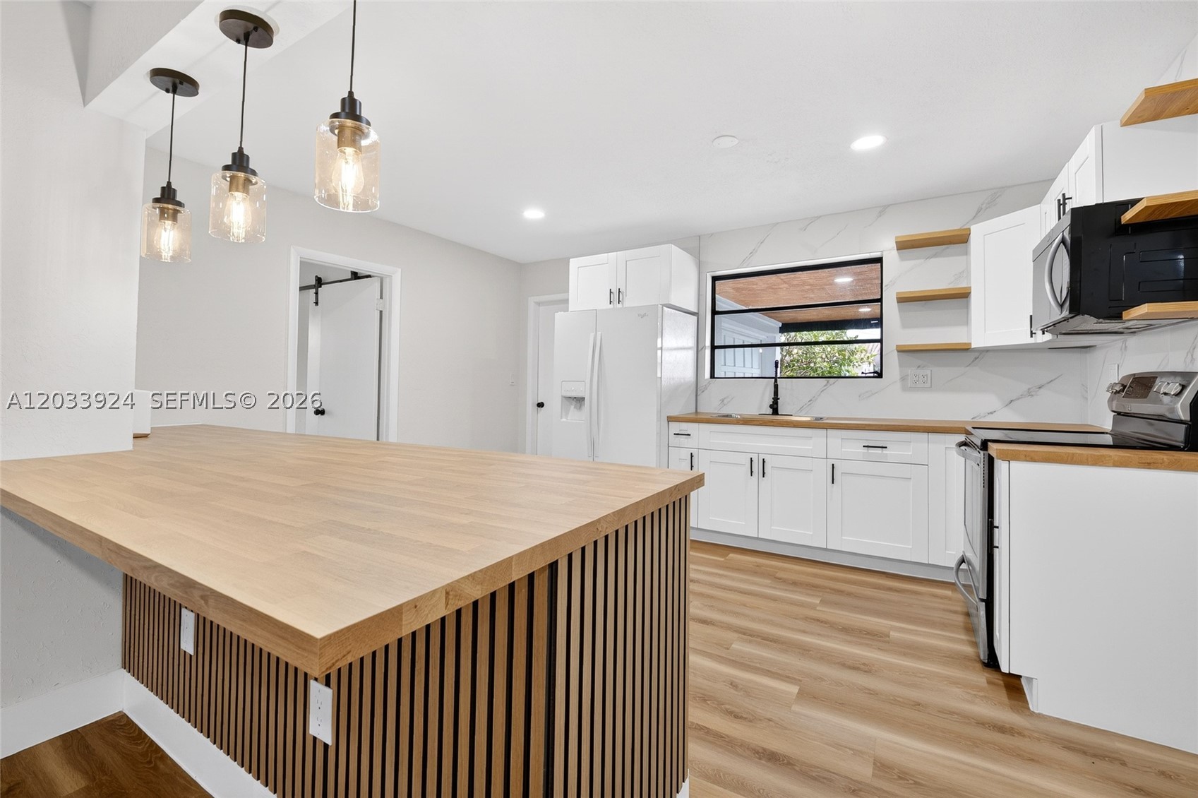 ARCOLA GARDENS - Residential