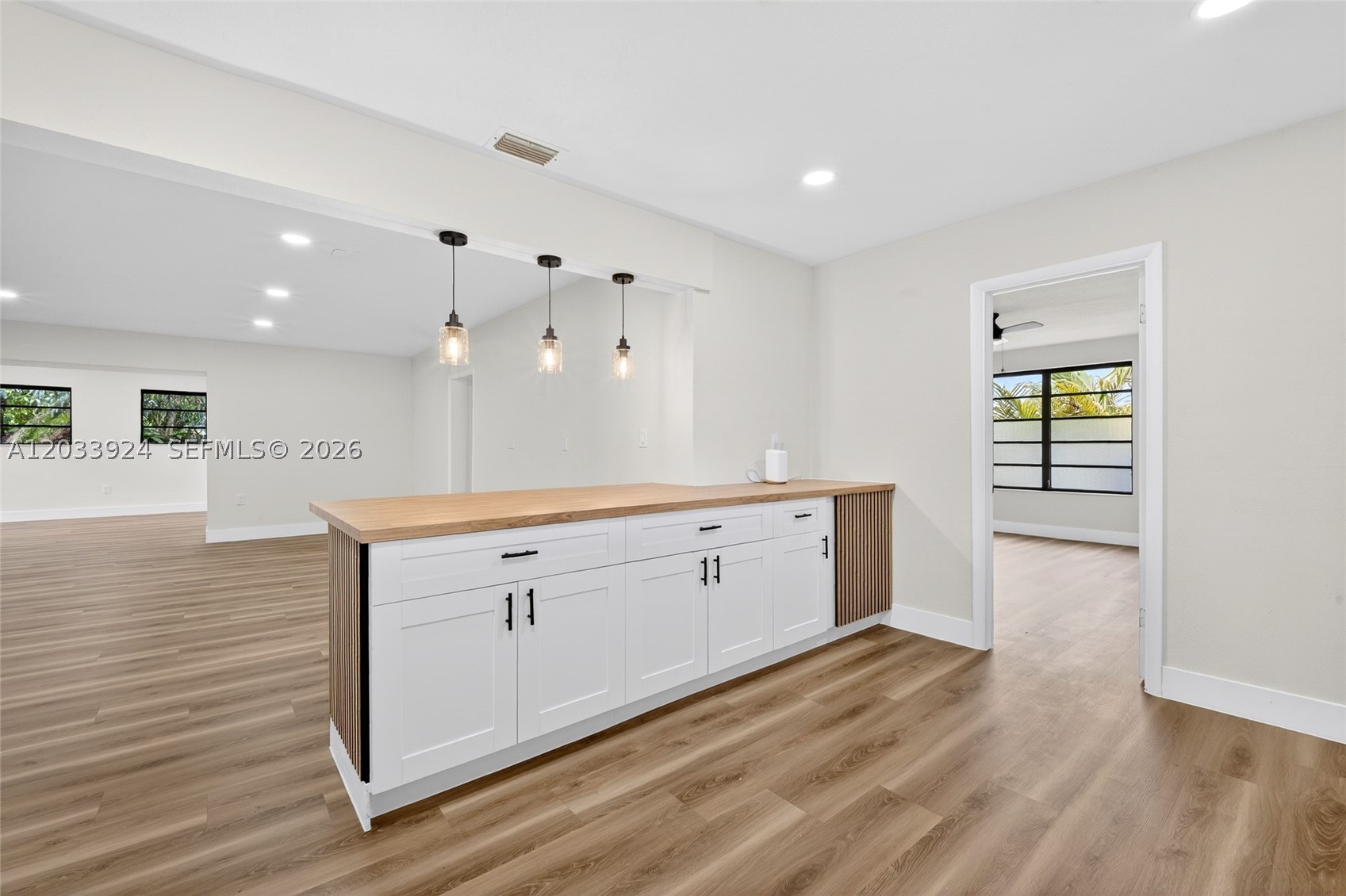 ARCOLA GARDENS - Residential