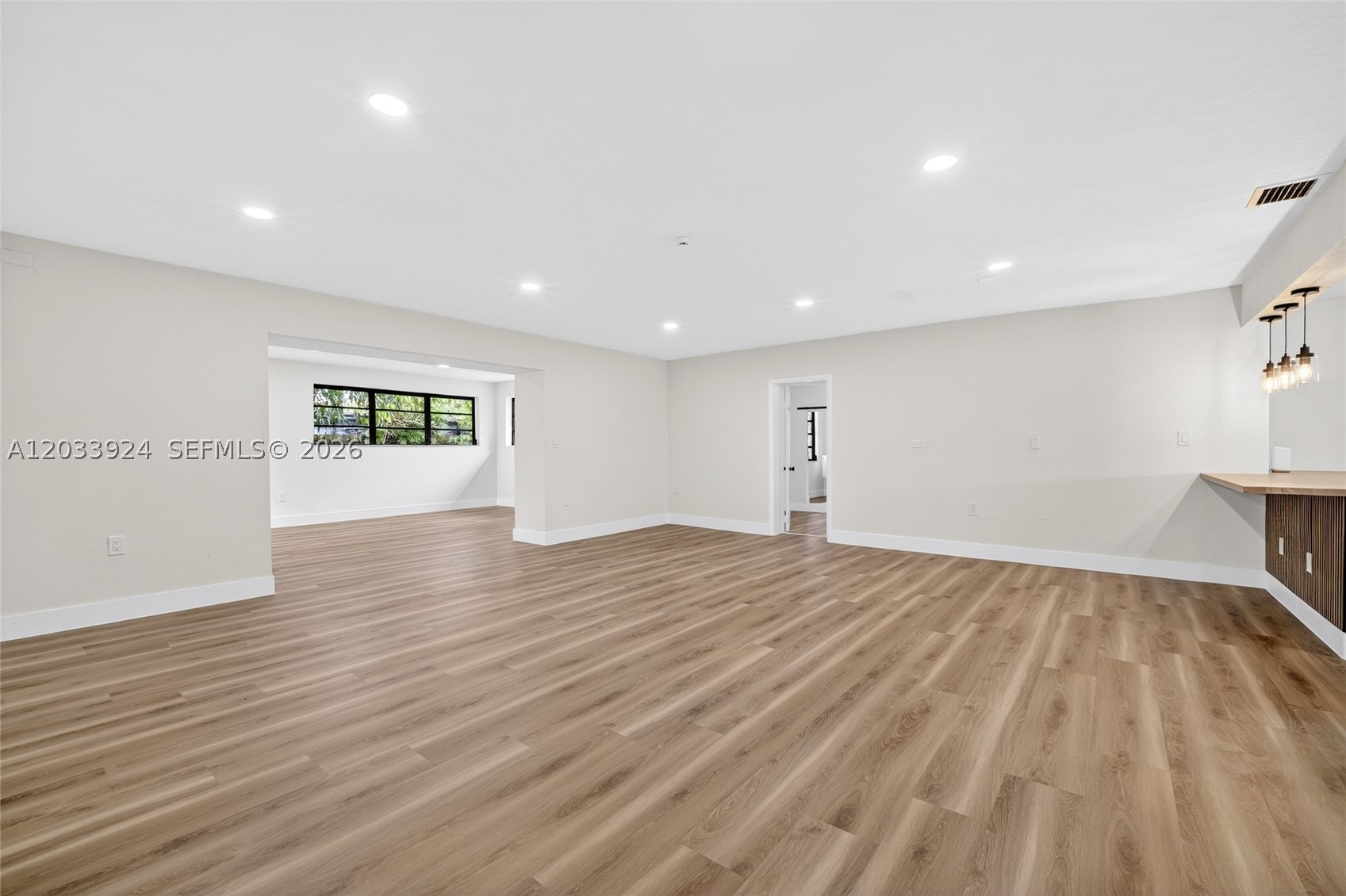 ARCOLA GARDENS - Residential