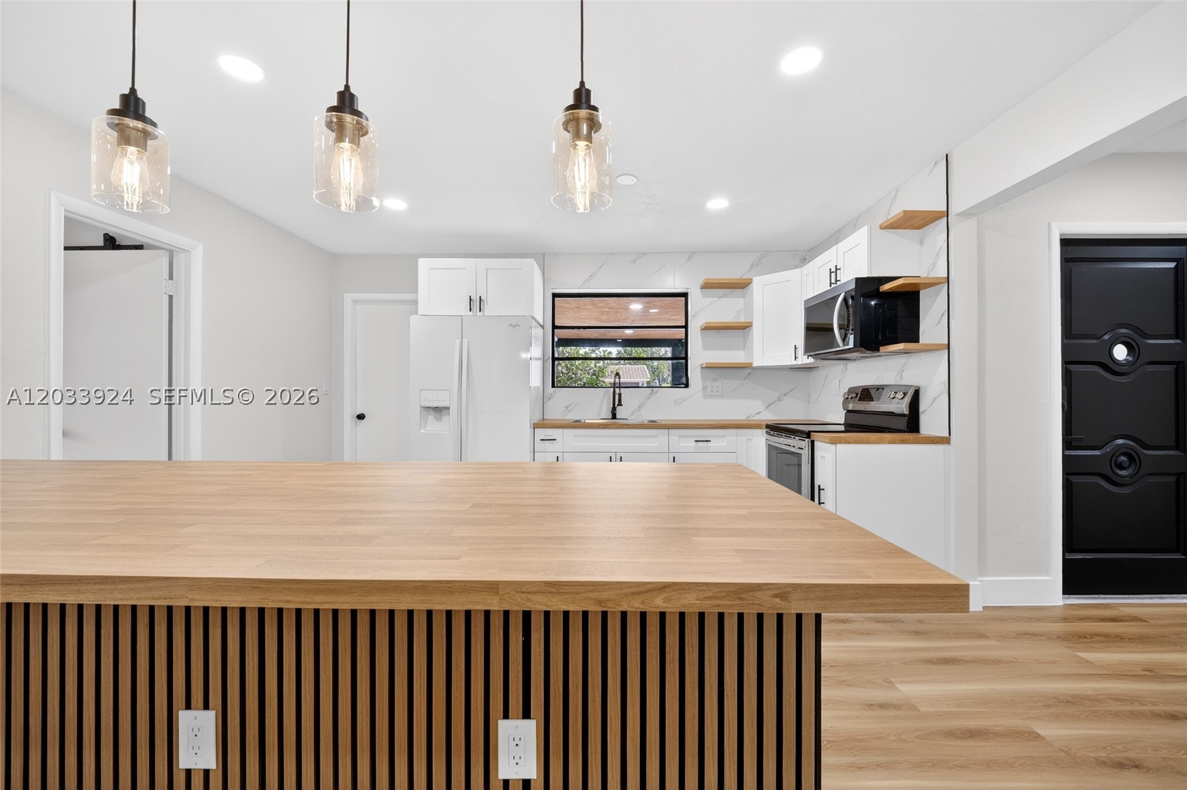 ARCOLA GARDENS - Residential