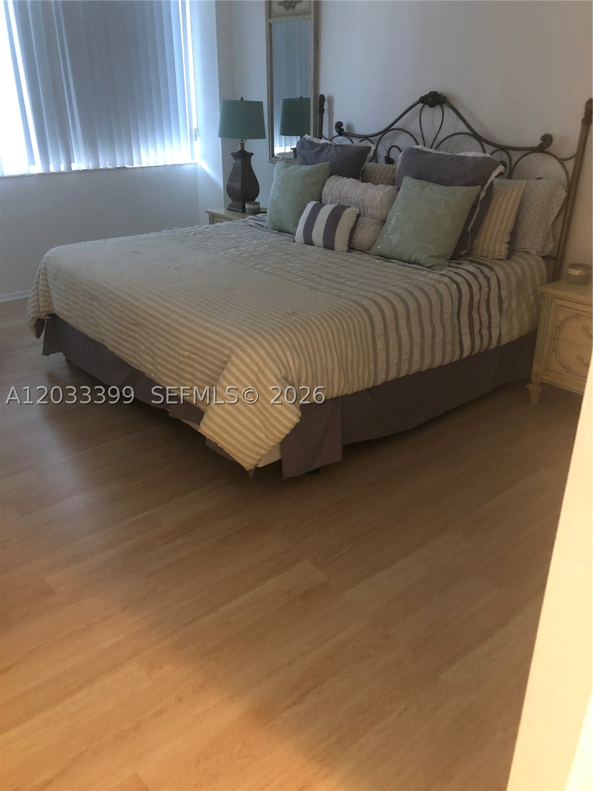 PARKER PLAZA ESTATES COND - Residential